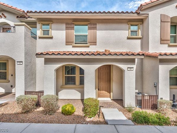 48 Lomita Heights Drive, Las Vegas, NV 89138