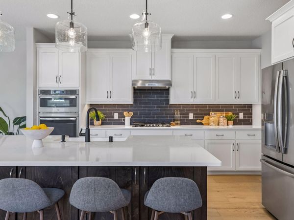 18915 51st Avenue N, Plymouth, MN 55446