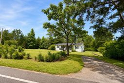 124 Emily Road photo 4