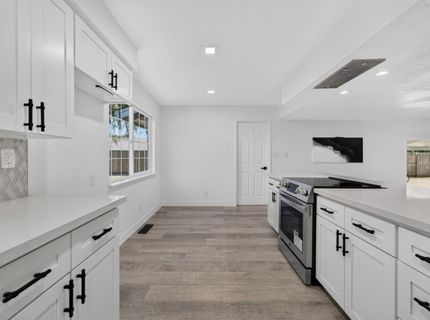 9430 Mazatlan Way, Elk Grove, CA 95624 Photo