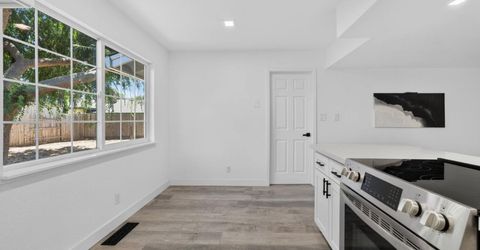 9430 Mazatlan Way, Elk Grove, CA 95624 Photo