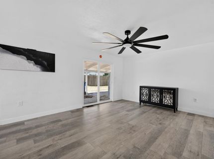 9430 Mazatlan Way, Elk Grove, CA 95624 Photo