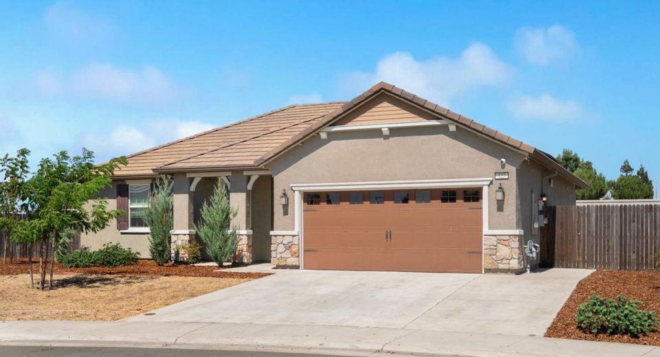 727 Crow Creek Cir, Galt, CA 95632 Photo