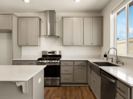 727 Crow Creek Cir, Galt, CA 95632 Photo