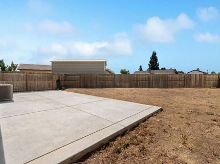 727 Crow Creek Cir, Galt, CA 95632 Photo