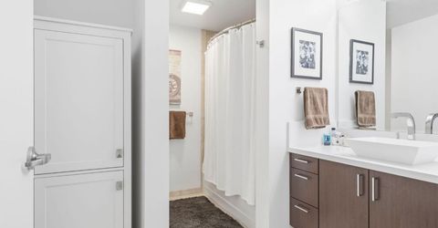 1818 L St #316, Unit 316, Sacramento, CA 95811 Photo