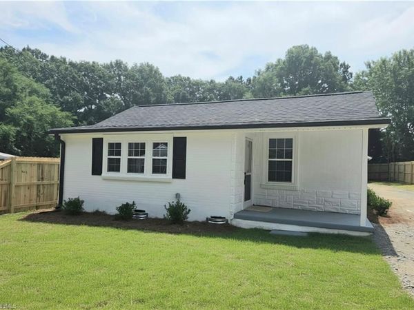 1330 Pollard Avenue, Burlington, NC 27217