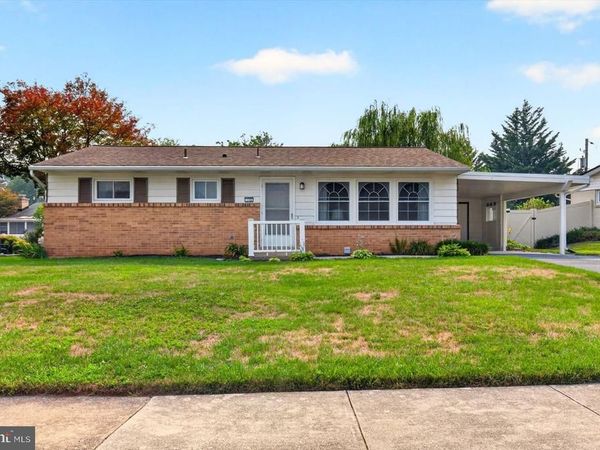 134 YORKSHIRE DRIVE, MECHANICSBURG, PA 17055