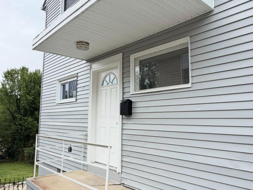 12111 Bluhill Road , Wheaton, MD 20902 Main Photo