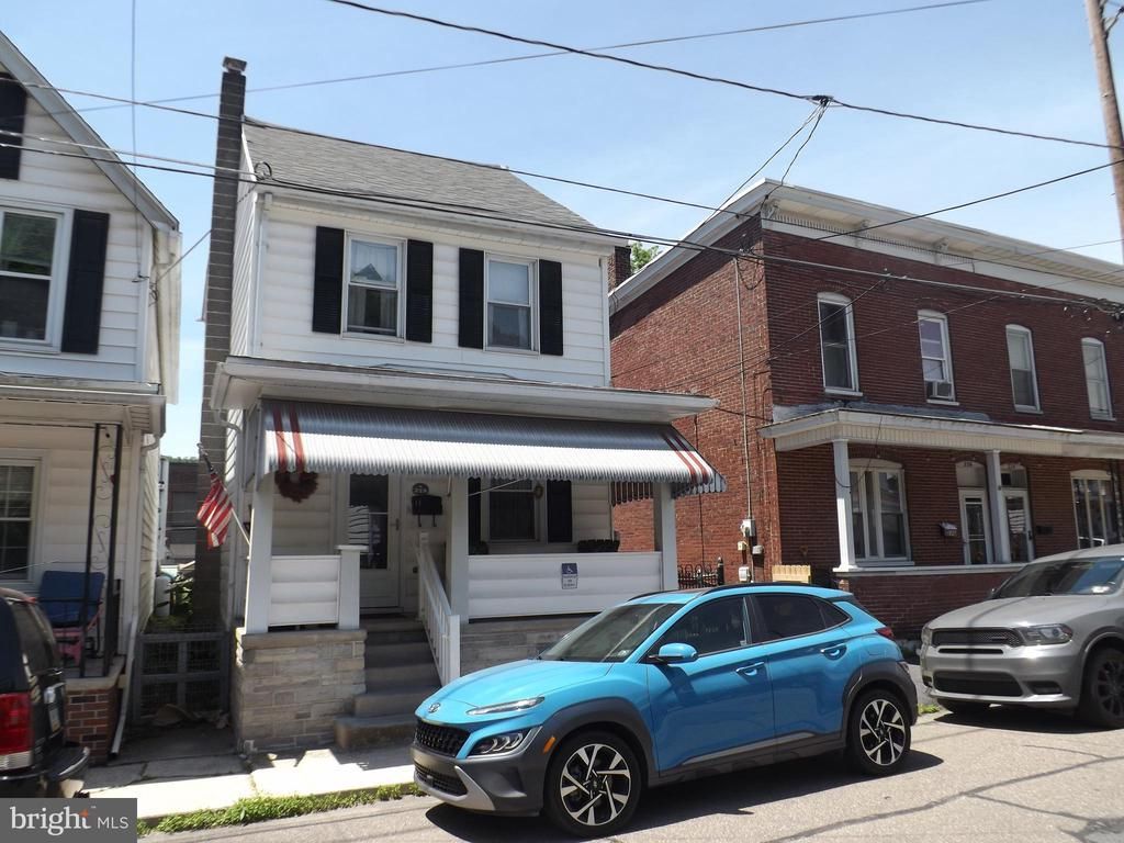 228 S MORRIS STREET , SAINT CLAIR, PA 17970