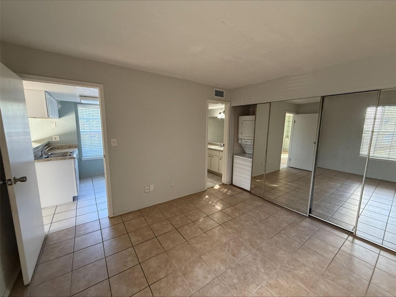 9100 Dr Martin Luther King Jr Street N, Unit 301, Saint Petersburg, FL 33702 Photo