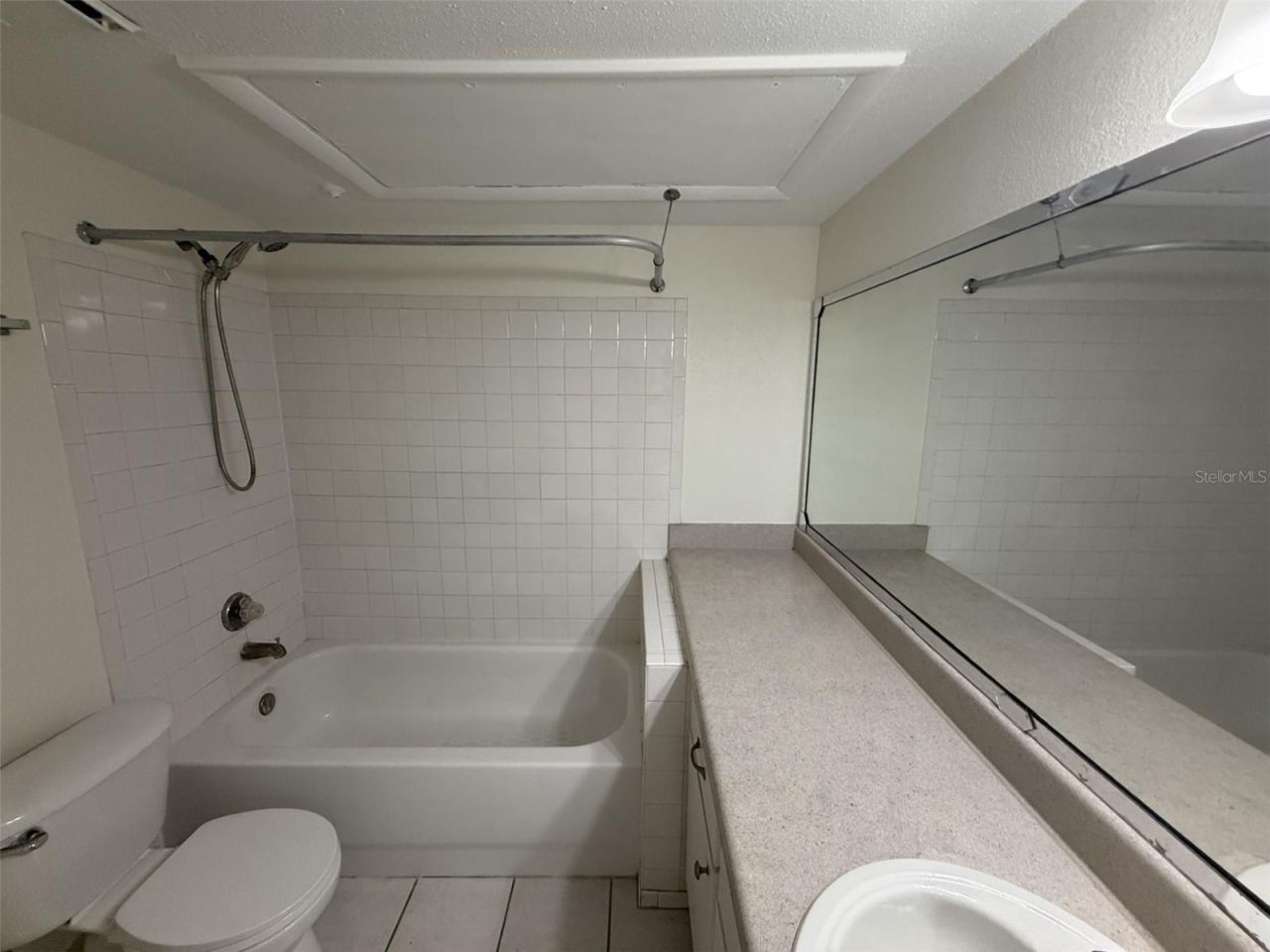 9100 Dr Martin Luther King Jr Street N, Unit 301, Saint Petersburg, FL 33702 Photo