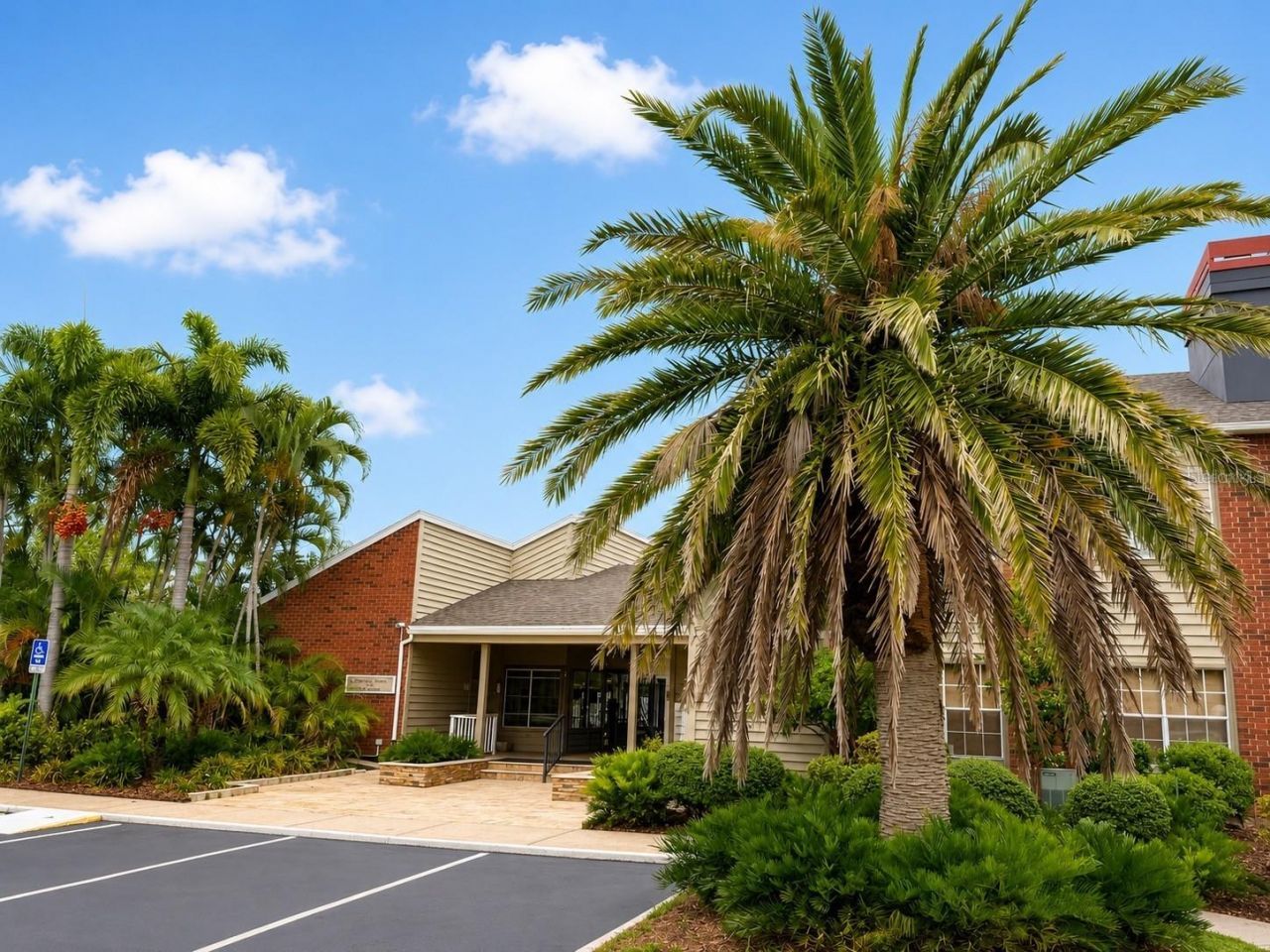 9100 Dr Martin Luther King Jr Street N, Unit 301, Saint Petersburg, FL 33702 Photo