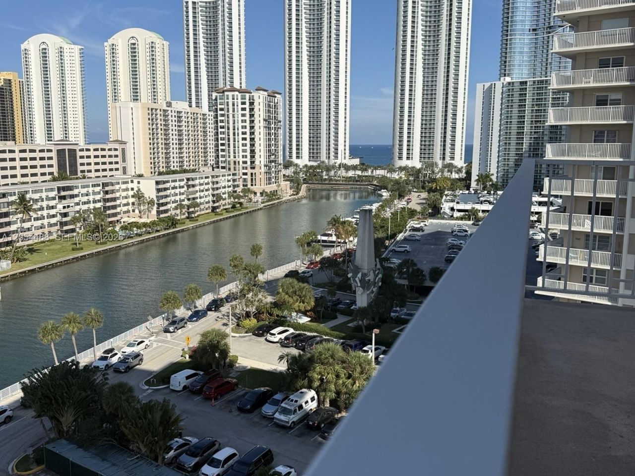500 Bayview Dr , Unit 1031, Sunny Isles Beach, FL 33160 Photo