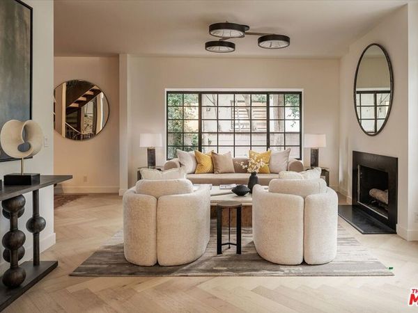 1140 Chelsea Avenue, Unit A, Santa Monica, CA 90403