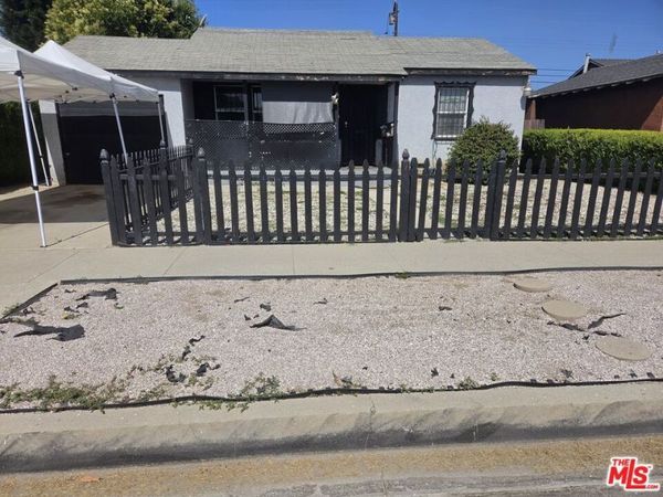 413 N Broadacres Avenue, Compton, CA 90220