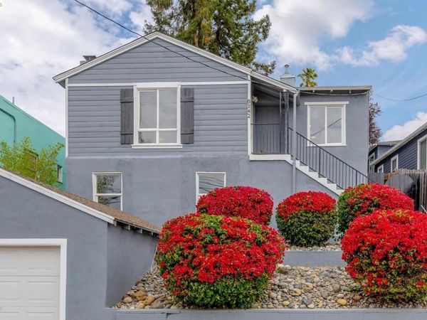 8342 Ney Avenue , Oakland, CA 94605