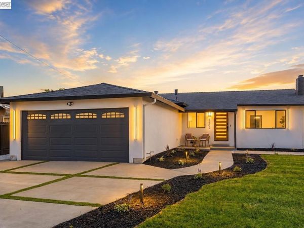 4683 De Silva St., Fremont, CA 94538
