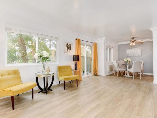194 Avenida Descanso, Unit A, Oceanside, CA 92057