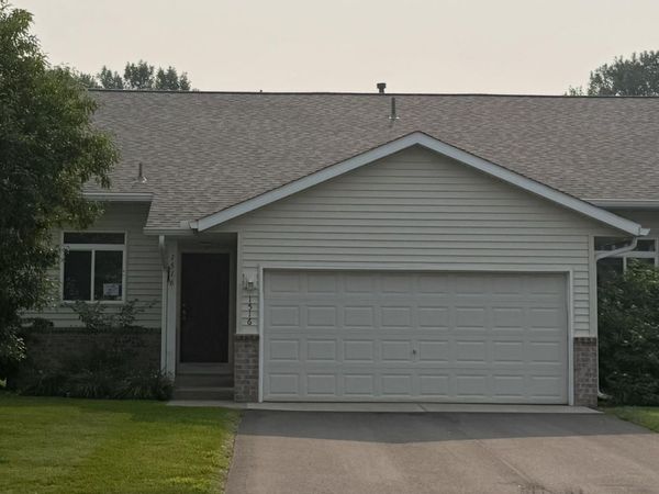 1516 Dublin Court, Shakopee, MN 55379