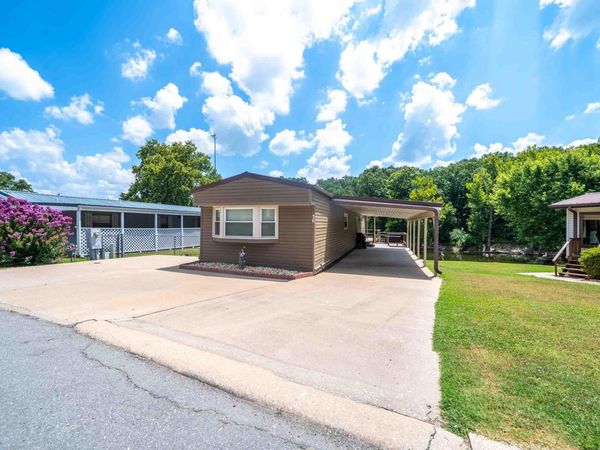 62000 E 315 Loop, Unit 56, Grove, OK 74344