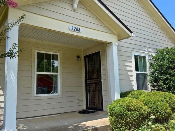 3288 Rainwood Dr, Nashville, TN 37207