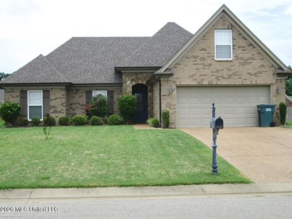 3148 Bramble Crest Drive, Southaven, MS 38672