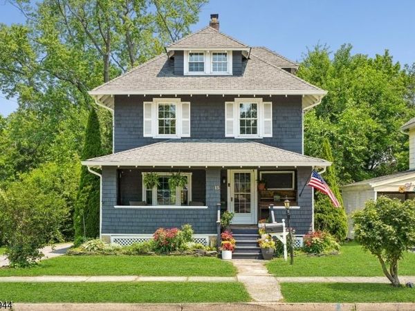 15 Thompson St, Newton, NJ 07860