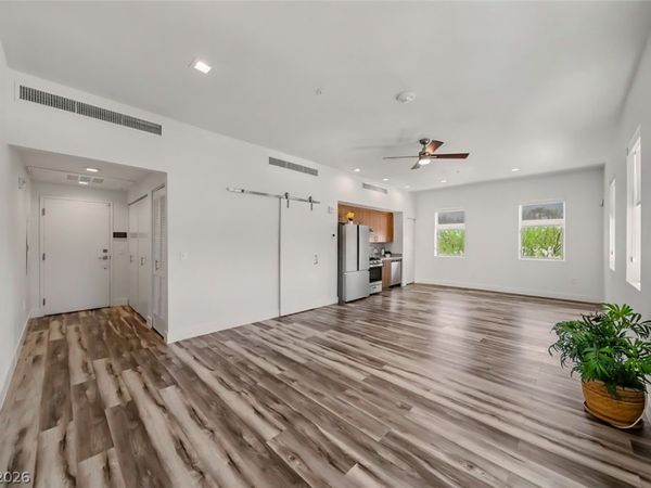 322 S Water Street , Unit 202, Henderson, NV 89015
