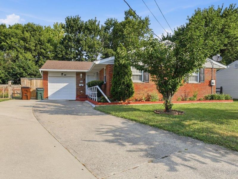 2536 Sudbury Drive, Colerain Township, OH 45231 Photo 3