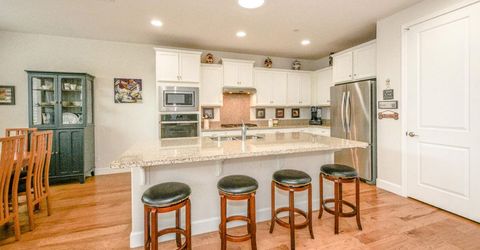2205 Russell Cir, Woodland, CA 95776 Photo