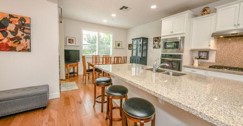 2205 Russell Cir, Woodland, CA 95776 Photo