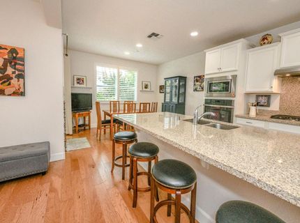 2205 Russell Cir, Woodland, CA 95776 Photo