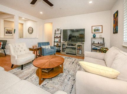 2205 Russell Cir, Woodland, CA 95776 Photo