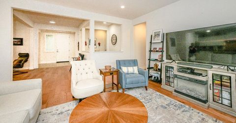 2205 Russell Cir, Woodland, CA 95776 Photo