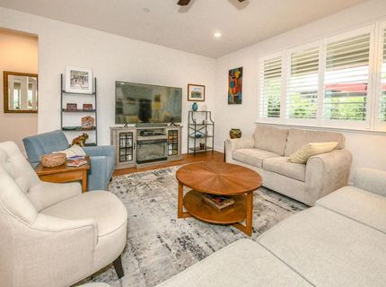 2205 Russell Cir, Woodland, CA 95776 Photo