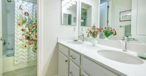 2205 Russell Cir, Woodland, CA 95776 Photo