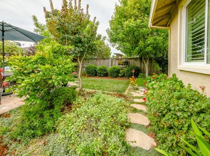 2205 Russell Cir, Woodland, CA 95776 Photo