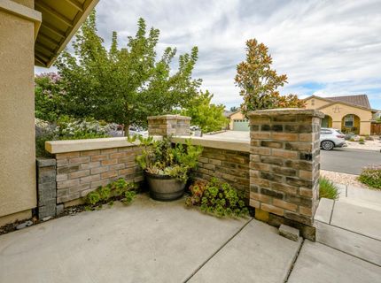 2205 Russell Cir, Woodland, CA 95776 Photo