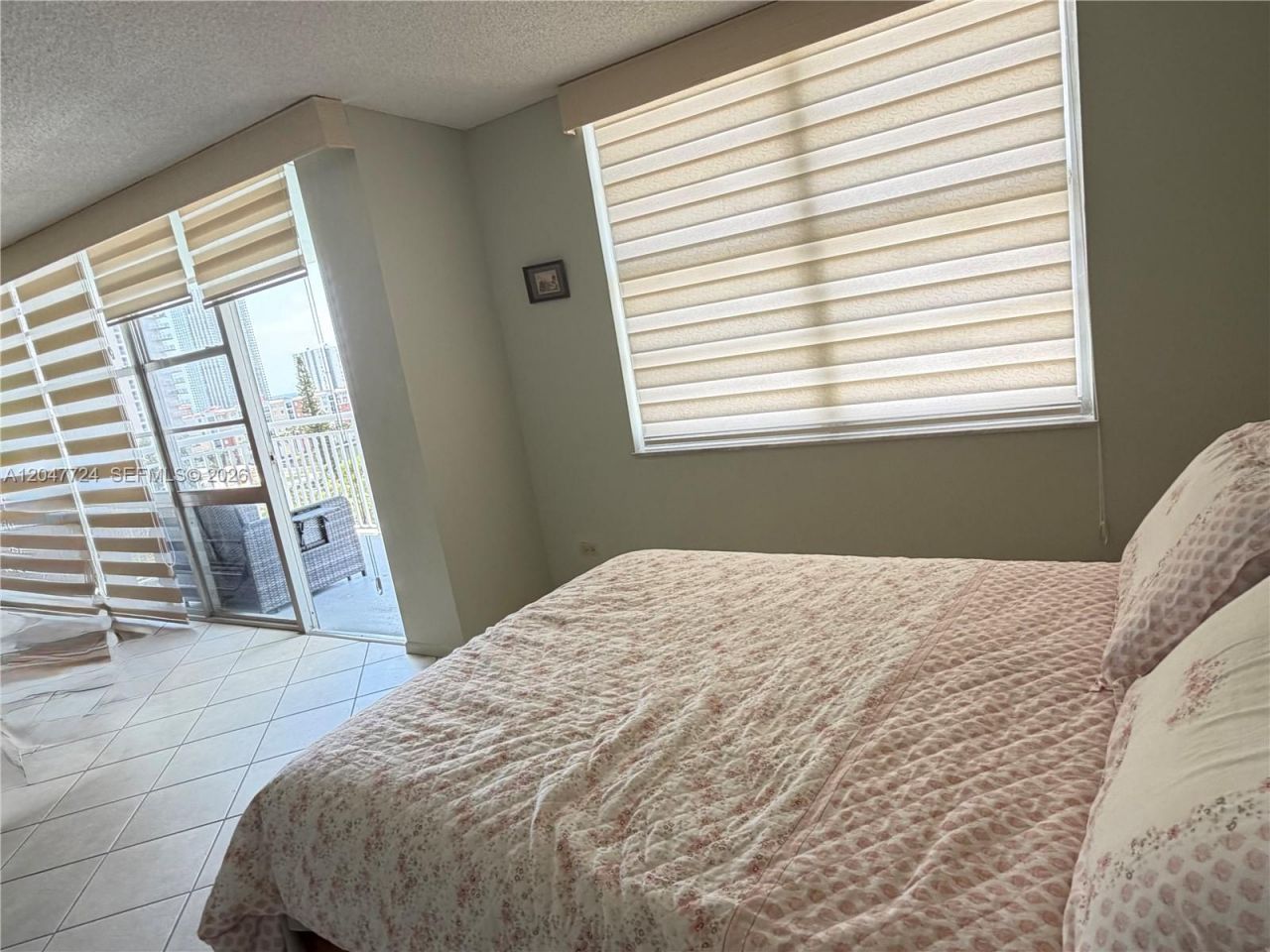 301 174th St , Unit 1208, Sunny Isles Beach, FL 33160 Photo