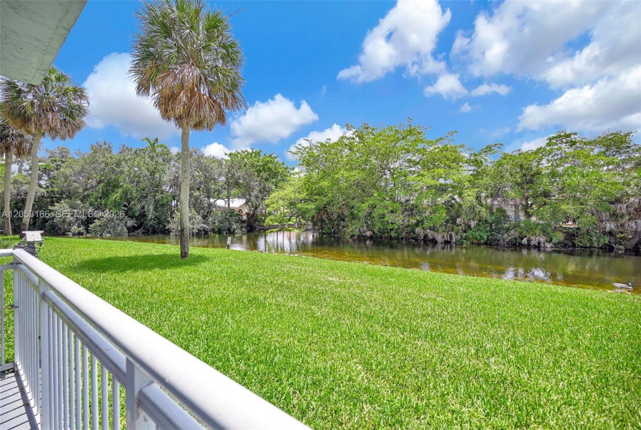 505 S Pine Island Rd , Unit B102, Plantation, FL 33324 Photo