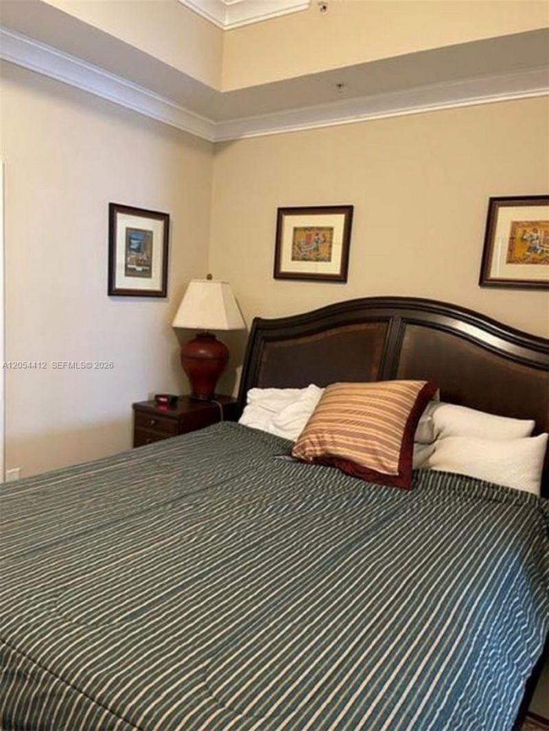 5271 SW 8th St, Unit 501, Miami, FL 33134 Photo