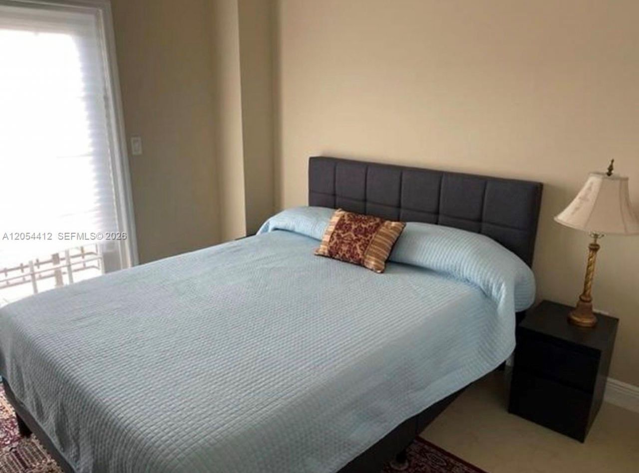 5271 SW 8th St, Unit 501, Miami, FL 33134 Photo