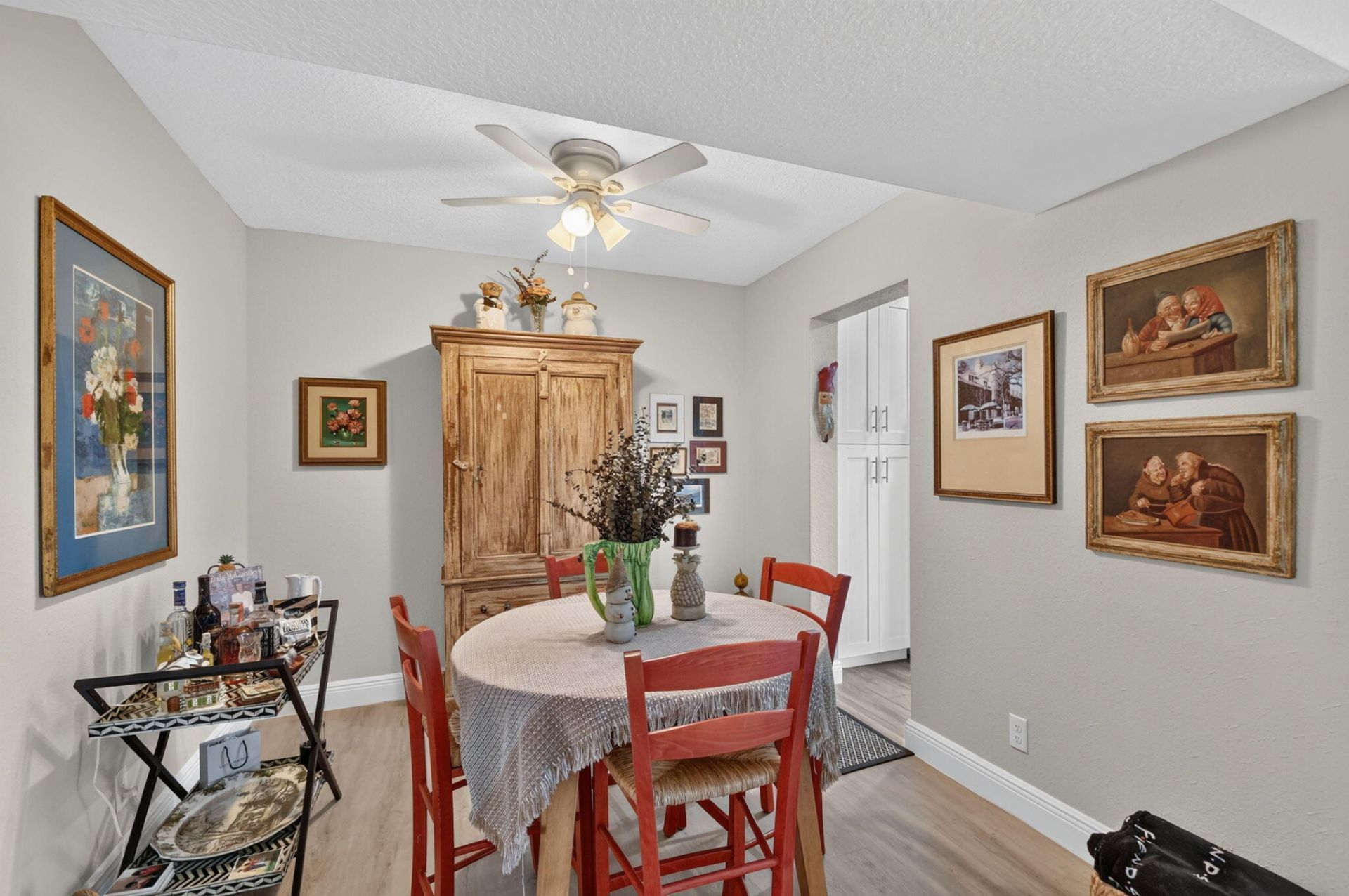 3590 Via Poinciana, Unit 311, Lake Worth, FL 33467 Photo