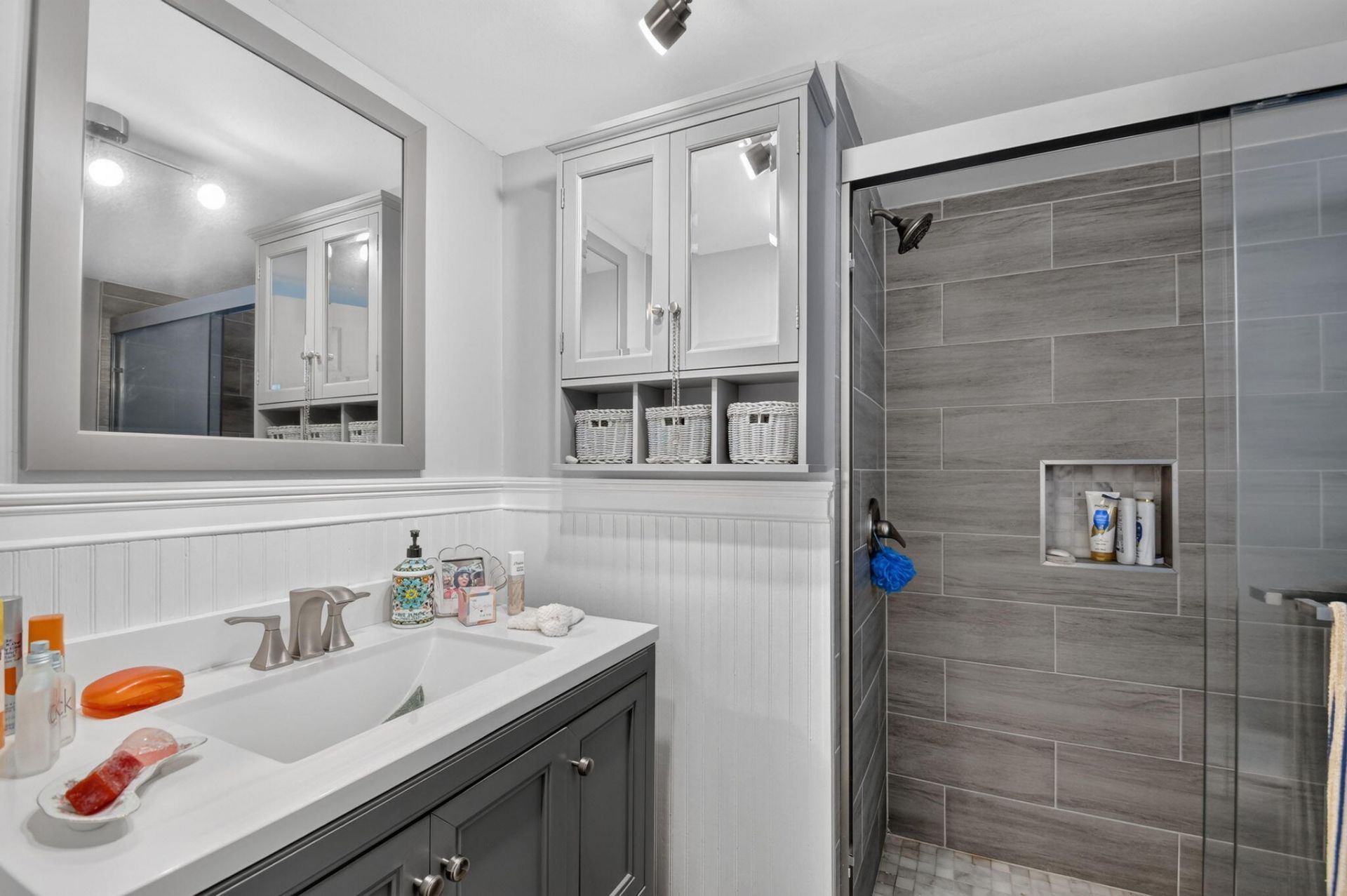 3590 Via Poinciana, Unit 311, Lake Worth, FL 33467 Photo