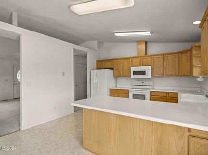 1335 E Marion Russell Drive, Gardnerville, NV 89410 Photo