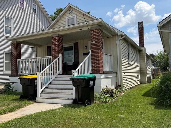 903 YORK STREET , HANOVER, PA 17331