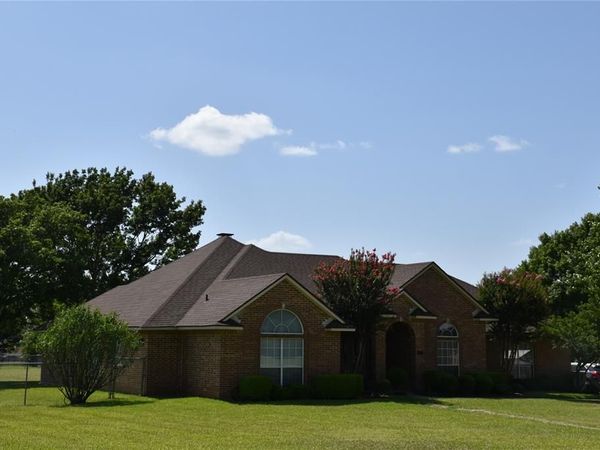 4017 Windmill Ridge Circle, Red Oak, TX 75154