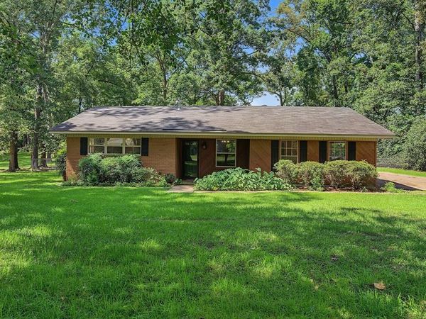 9321 Dogwood Trail , Haughton, LA 71037