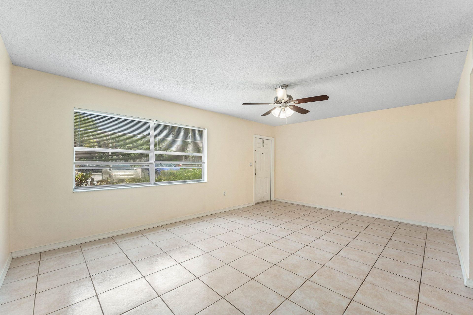 9050 NW 28th Street, Unit 112, Coral Springs, FL 33065 Photo
